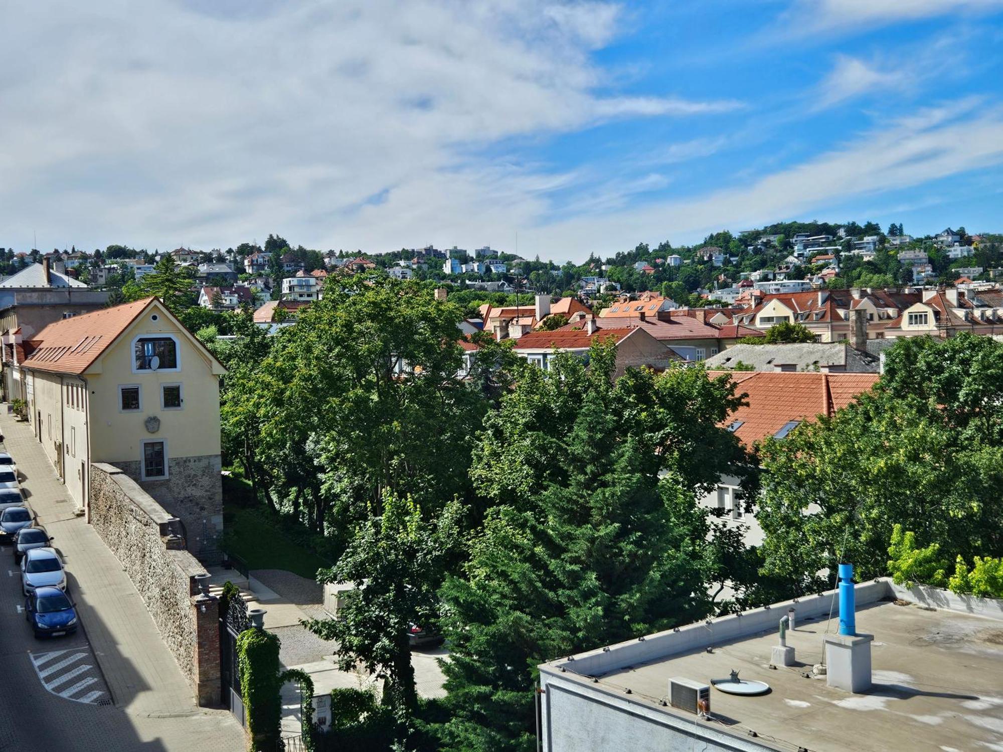 Apartman New Design Top-class Next To The Castle-free Parking-terrace